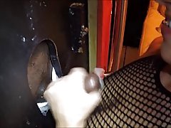 Nice cumshot z kogut w glory hole